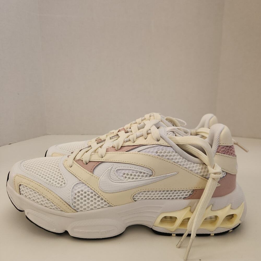 Nike W Zoom AIR FIRE CW3876 103 Size 9.5, Coconut Milk/Summit White - Picture 4 of 10